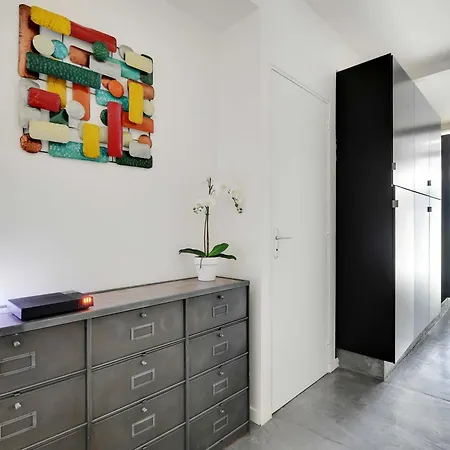 Somptuous Terrace-3br-6pcenter Of *